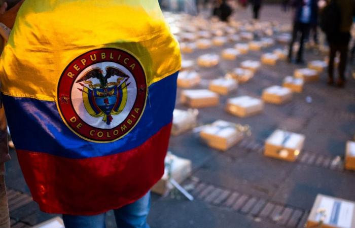 Opfer des bewaffneten Konflikts in Kolumbien haben in Madrid an ihre Angehörigen gedacht