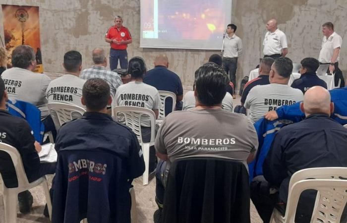 Freiwillige Feuerwehrleute von Formosa besuchten einen internationalen Kurs in Entre Ríos
