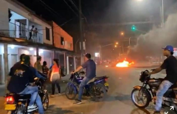 Bei der Freigabe der Straße in Montelíbano (Córdoba) wurden mehrere Menschen verletzt