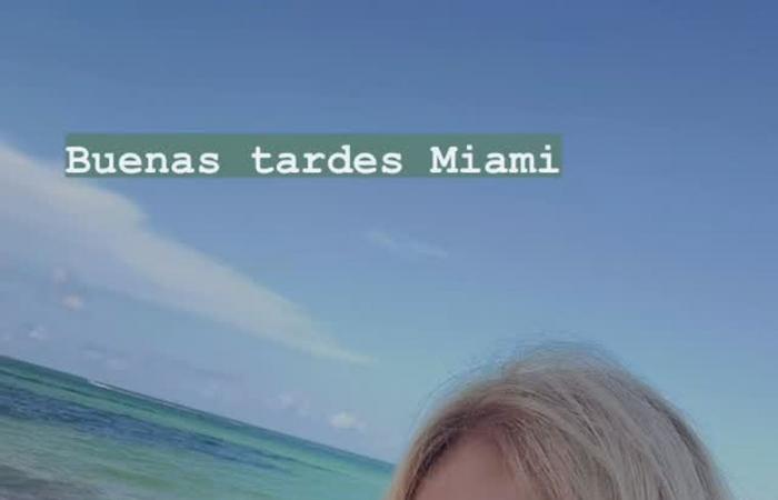 Die 71-jährige Graciela Alfano lähmt Miami mit ihren Strandtransparenten