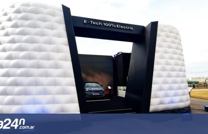 Renault revolutioniert Córdoba mit seinen Elektrofahrzeugen bei der E-Tech Tour