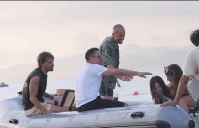 Xavi Hernández flüchtet nach seiner unerwarteten Entlassung auf Ibiza