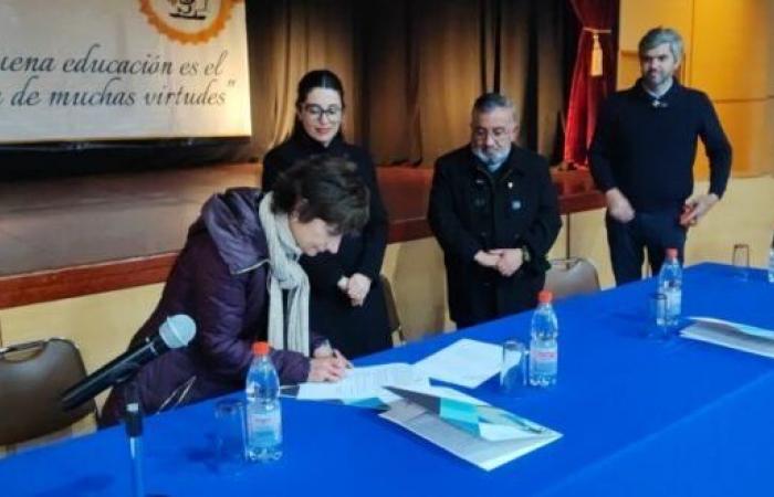 Bahnbrechende Vereinbarung zwischen der Salesianischen Schule Valparaíso und der Internationalen Universität La Rioja (UNIR) – Spanien – Radiofestival