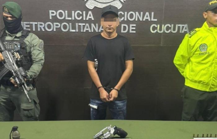 Mutmaßlicher FARC-Dissidenten-Attentäter, alias „JJ“, ins Gefängnis