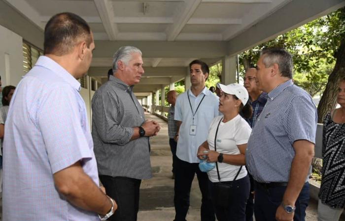 Díaz-Canel tauscht sich mit Arbeitern und Bewohnern der Gemeinde Playa aus – Radio Rebelde
