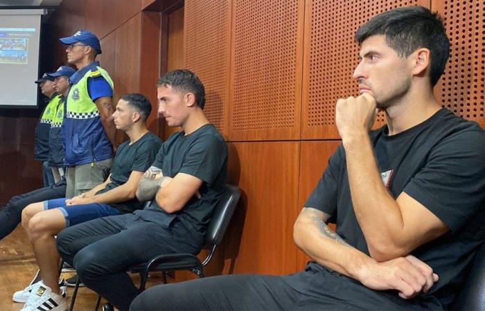 Sie ließen drei ehemalige Vélez-Spieler frei, die in einem Fall sexuellen Missbrauchs in Tucumán angeklagt waren