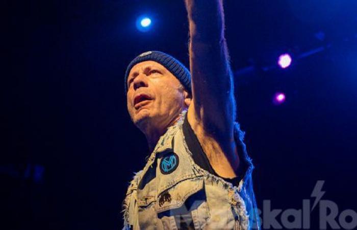 Bruce Dickinson (Iron Maiden) erklärt die Gründe für die Absage seines Konzerts in Bukarest: „Ich sage fast nie ab“