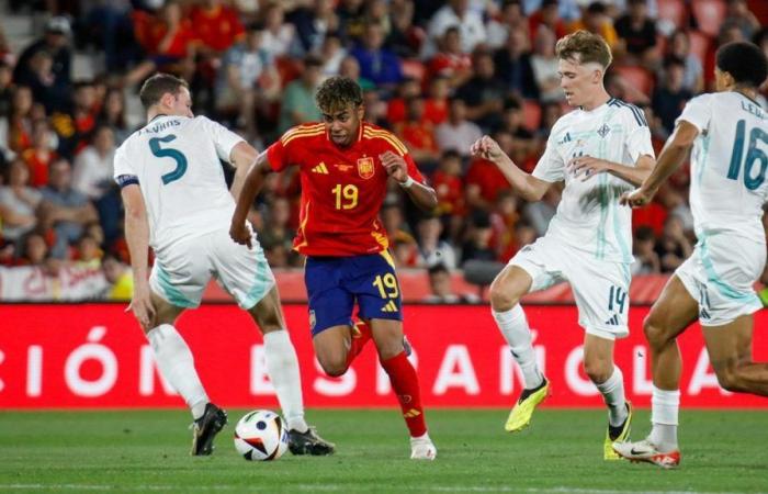 Lamine Yamal Alter | Ein weiterer Rekord, den Fulima im Spanien-Kroatien-Eurocup erzielte