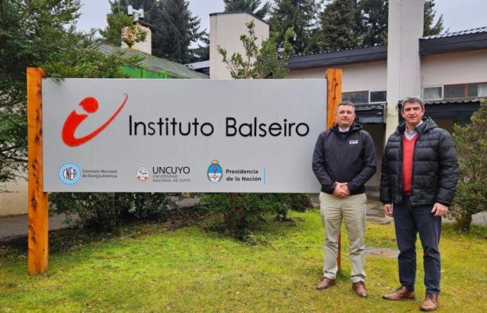 Die YPF-Stiftung hat eine Bildungsvereinbarung mit dem Balseiro-Institut in Bariloche unterzeichnet