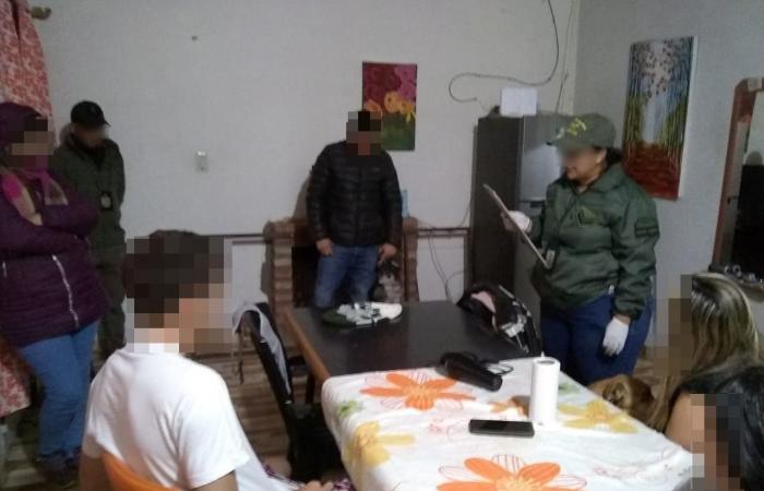 Bei Razzien in den Provinzen Córdoba und Catamarca wurden drei Personen festgenommen