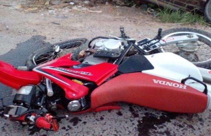 TÖDLICH! In Corrientes stürzt ein 17-jähriges Mädchen von ihrem Motorrad und stirbt