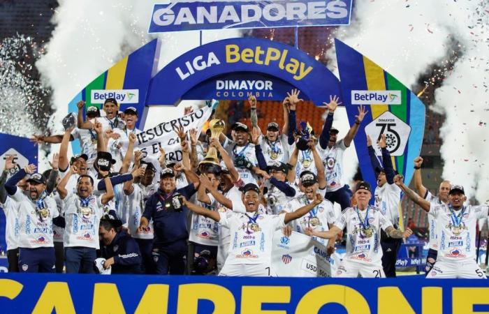 Wie viele Stars haben kolumbianische Fußballmannschaften? 3 könnten sich den 4. Platz teilen