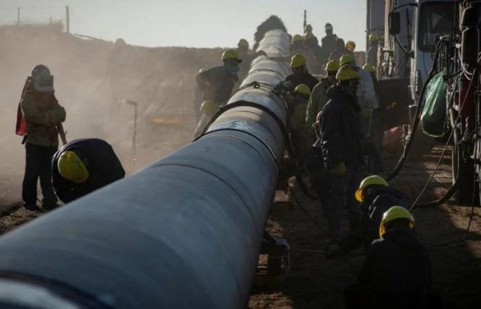 Gas: Die bolivianische Versorgung von sieben Provinzen wird vereinbart, während die ersten öffentlichen Arbeiten der Milei-Regierung voranschreiten