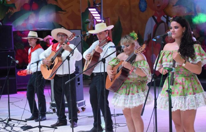 Neiva genoss das Bauernmusiktreffen im Musikpark Jorge Villamil Cordovez