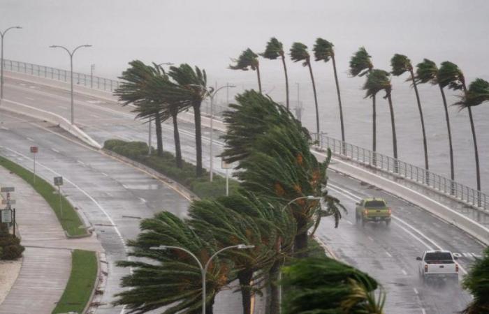Das NHC gibt in Florida aufgrund starker Nachrichten aus den Bahamas eine Warnung heraus