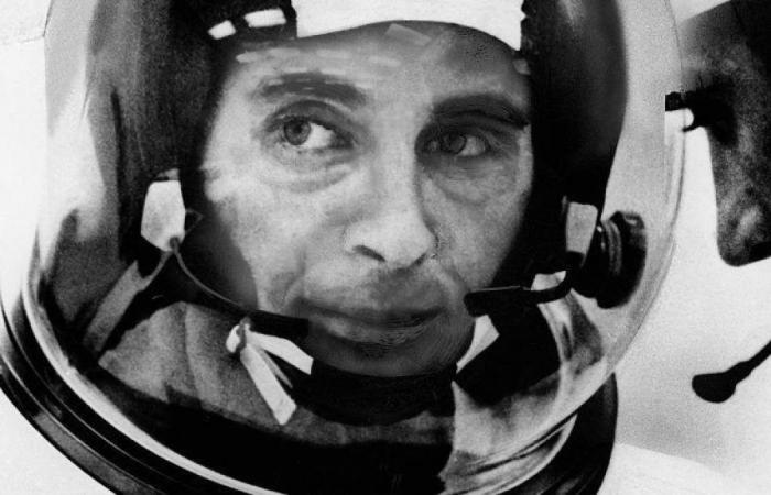 Bill Anders, der Apollo-8-Astronaut, der eines der berühmtesten Fotos des Planeten Erde gemacht hat, kommt im Alter von 90 Jahren bei einem Flugzeugabsturz ums Leben