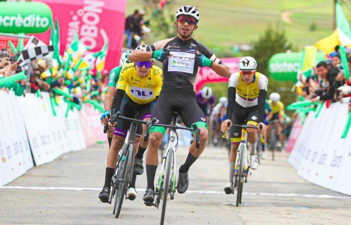 Sieg für Adrián Bustamante in der ersten Etappe der Vuelta a Colombia 2024 – Kolumbianischer Radsportverband