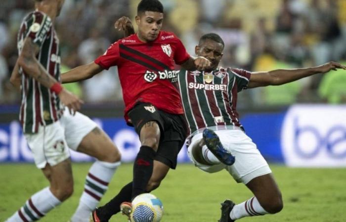Fluminense verliert im Maracaná und fällt auf die Abstiegszone