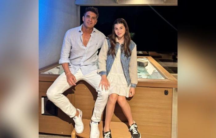Die Tochter von Mario Velasco und Carolina Mestrovic besuchte ihren Vater nach fast fünf Monaten in ihrem Urlaub