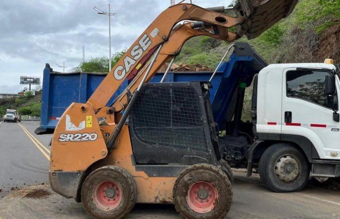 Das Büro des Bürgermeisters von Santa Marta schließt den Ziruma-Hügel wegen Erdrutschgefahr