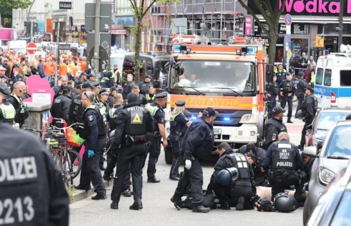 Polizei schießt in Hamburg auf Mann, der mit Axt droht