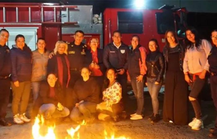 Damas de Fuego leitet soziale Prozesse in der Tabio-Feuerwehr in Cundinamarca