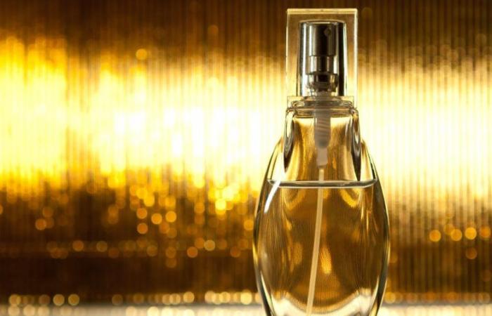weibliche Objektivierung in der Parfümwerbung