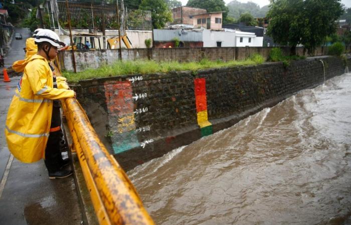 Ein starker Sturm überschwemmt Mittelamerika: Die Regenfälle fordern in El Salvador mindestens 14 Todesopfer