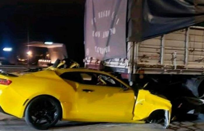 Schwerer Zusammenstoß zwischen einem Camaro und einem Lkw in Córdoba: Der Fahrer starb