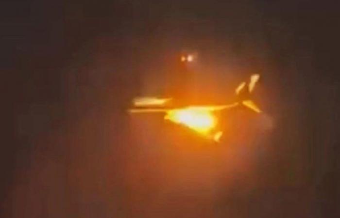 Nach einem Triebwerksbrand in Neuseeland musste ein Flugzeug notlanden