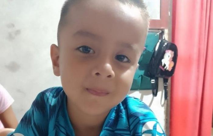 „Ich hoffe, er lebt“, lautet die dramatische Bitte nach der Entdeckung neuer Fußabdrücke von Loan Danilo Peña, dem in Corrientes verschwundenen Jungen