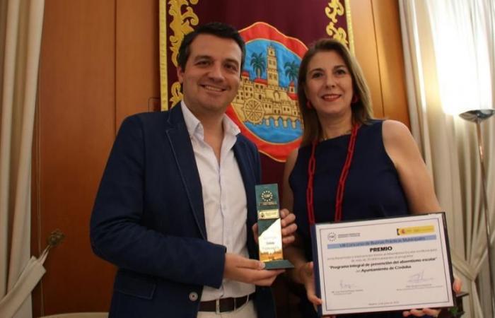 STADTRAT VON CÓRDOBA | Die FEMP belohnt den Stadtrat von Córdoba für seinen Kampf gegen Schulabwesenheit