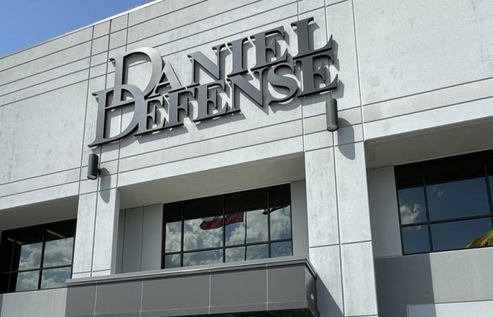 Infodefensa besucht den ersten Kurs der Daniel Defense International University in den Einrichtungen von Savannah