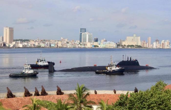 Die russische Kriegsflotte verlässt Kuba, während US-Schiffe und Verfolgungsflugzeuge aktiviert werden