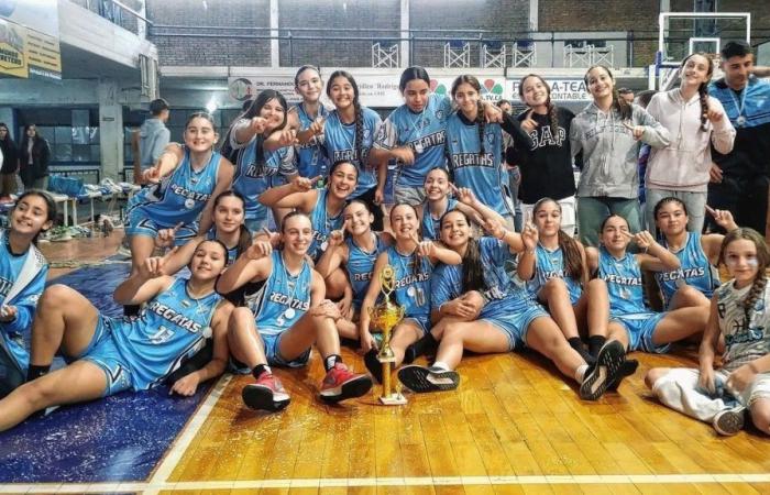 Regatas Uruguay ist der Meister der U15-Frauen-Provinzliga