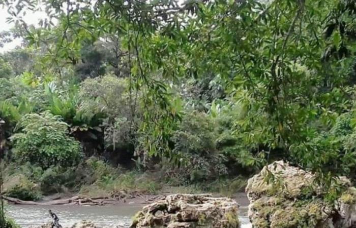 Zwei starben nach einem Schiffbruch in den Gewässern des Bojayá-Flusses während einer humanitären Mission