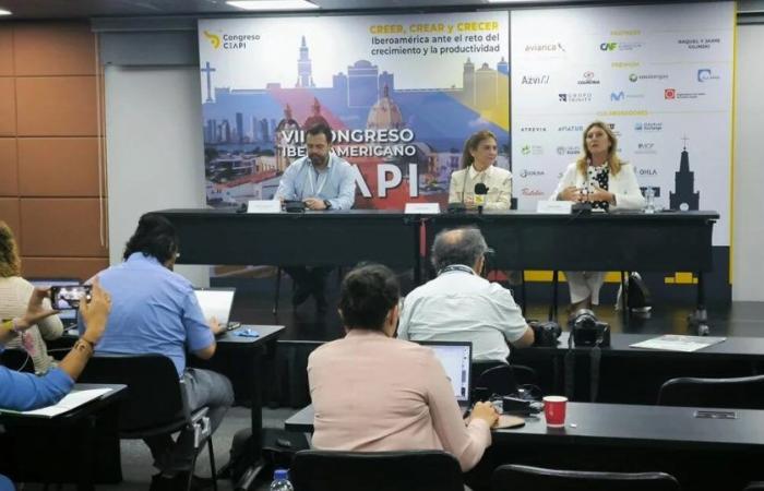 Carolina España engagiert sich für Andalusien in Kolumbien als „Verbindung zwischen Lateinamerika und Europa“