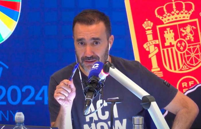 Juanma Castaño über Unai Simóns Standpunkt, nicht „nass“ zu werden wie Mbappé: „Das sagen wir nur später“ – El Partidazo de COPE