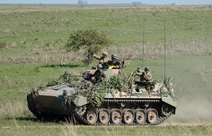 Der israelische Vorschlag zur Modernisierung des VCTP TAM der argentinischen Armee würde die Möglichkeit beinhalten, SPIKE-Panzerabwehrraketen abzufeuern