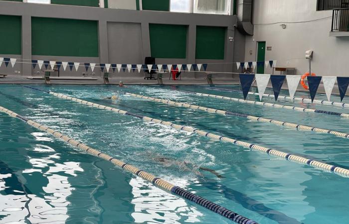Junger Mann stirbt im Schwimmbad des Sportzentrums Puerto Aysén – Radio45Sur.cl