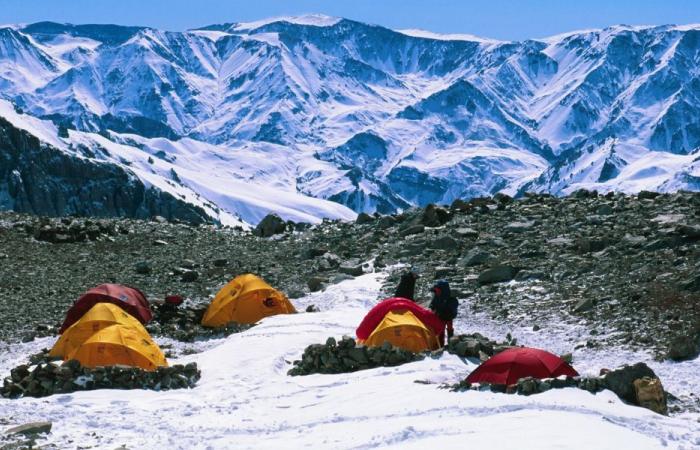 Aconcagua: Wer ist der einzige Mensch, der den Gipfel in 3 Stunden und 20 Minuten bestiegen hat?