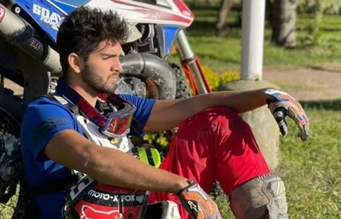 Ein Motorradfahrer starb beim Training für sein Abschiedsrennen