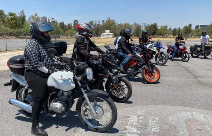 Bis zu 1.600 Pesos beträgt die Geldstrafe für das Fahren eines Motorrads auf den Gehwegen in SLP – El Sol de San Luis