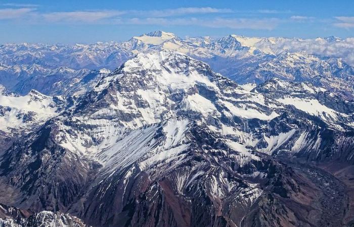Aconcagua: Wer ist der einzige Mensch, der den Gipfel in 3 Stunden und 20 Minuten bestiegen hat?