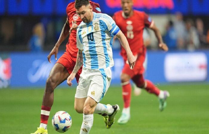Argentinische Nationalmannschaft: Das Eröffnungsspiel gegen Kanada läuft bereits | Scalonis Team gewinnt mit 1:0 durch ein Tor von Julián Álvarez