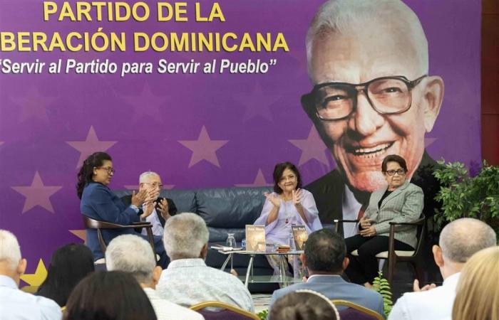 Dominikanische Befreiungspartei stellt Buch über Juan Bosch vor