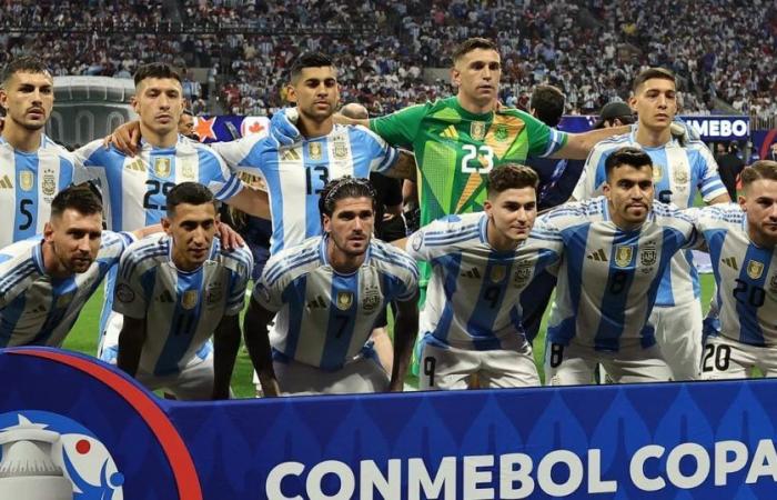 Das Zeugnis der argentinischen Mannschaft beim erfolgreichen Debüt der Copa América gegen Kanada: Messi und Cuti Romero, die Figuren