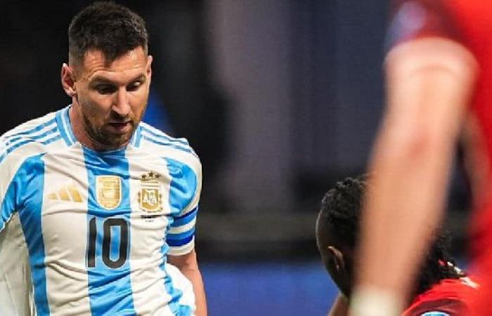 Die Copa América hängt beim Start der argentinischen Nationalmannschaft das Schild „Ausverkauft“.