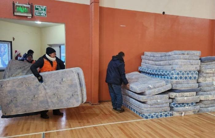Die Zahlen, die der Schneesturm in Neuquén hinterlassen hat: Mehr als 600 Menschen sind in Piedra del Águila gestrandet