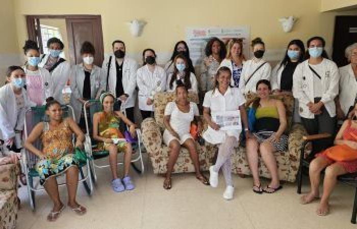 Kuba. Von Los Angeles nach Kuba: Gesundheitsaustausch, veranstaltet von der Charles Drew University of Medicine and Sciences